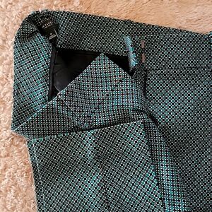 New Ann Taylor Green Black Geometric print pants Size 0